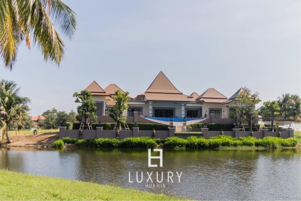 Luxury Hua Hin Property Agency's Stunning Recently Completed Villa  1
