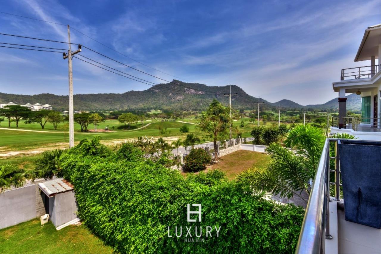 Luxury Hua Hin Property Agency's Luxury 3 Storey Pool Villa 9
