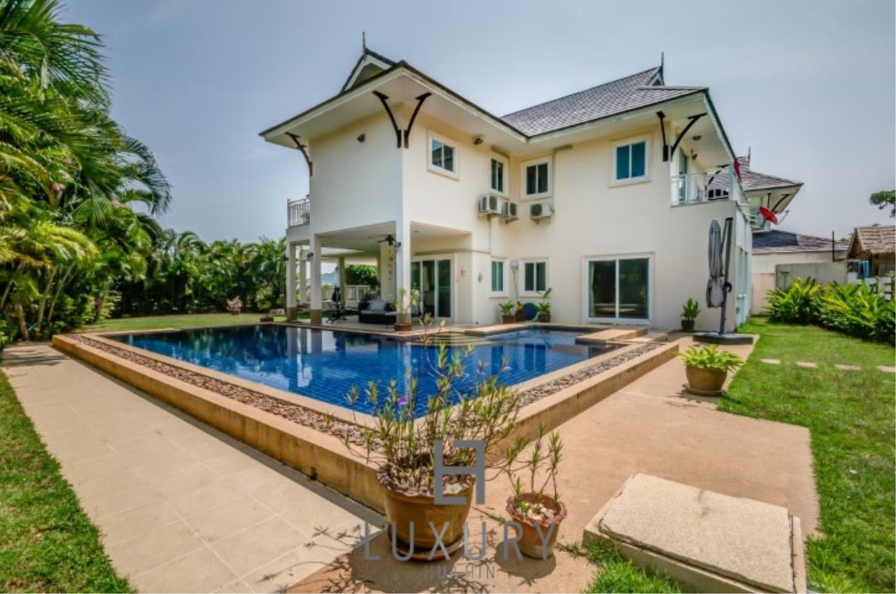 Luxury Hua Hin Property Agency's 2 Storey 3 Bedroom Pool Villa 1