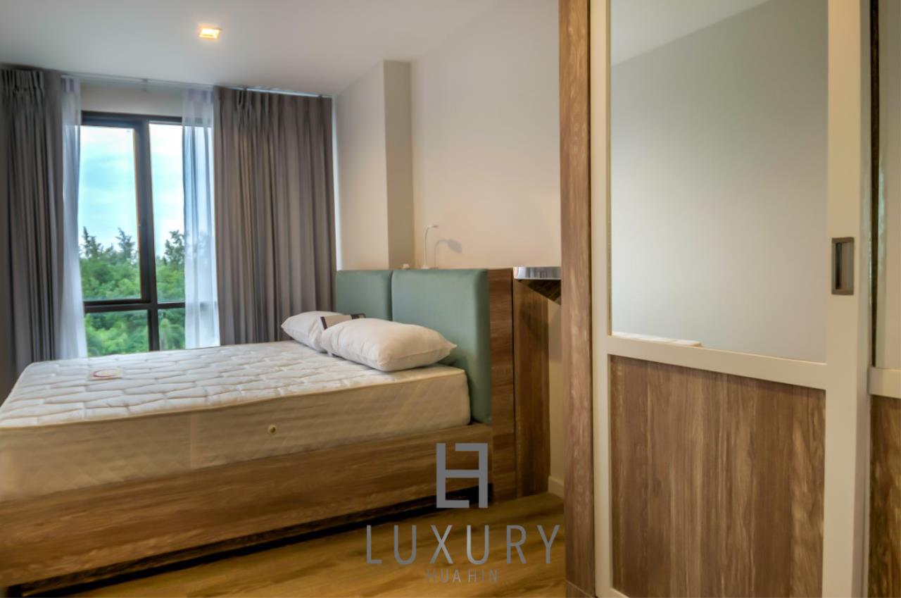 Luxury Hua Hin Property Agency's Absolute Beachfront 3 Bedroom Condo 27