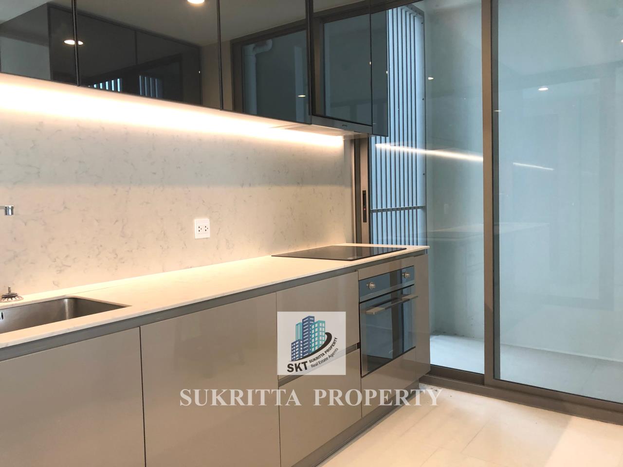 Sukritta Property Agency's For Sell Villa at 333 Riverside Condominium Near BTS Bangpho 3