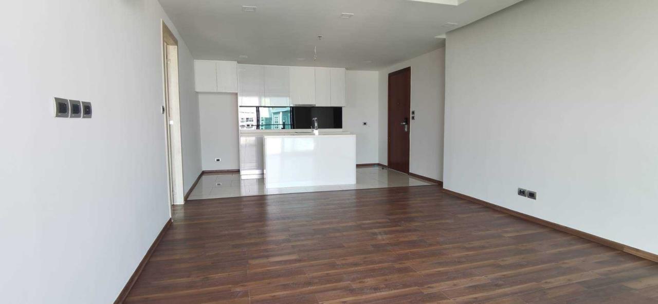 PBRE Asia Pacific Co., Ltd Agency's 1 Bed The Peak Towers for Sale in Pratumnak 32