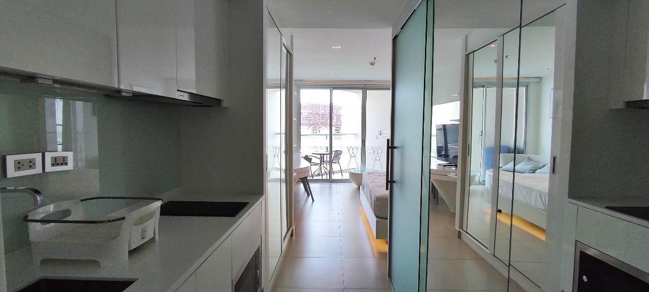 PBRE Asia Pacific Co., Ltd Agency's Fully Furnished Sands Condo Pattaya for Rent 31