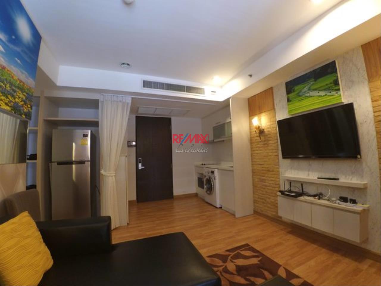 RE/MAX Exclusive Agency's THE ALCOVE, Thonglor 10, 44 Sqm., 1 Bedroom, Fully-Furnished, Fully Equipped Kitchen For RENT !!!! 4