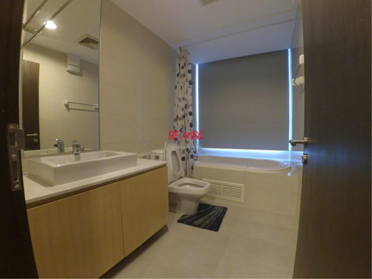 RE/MAX Exclusive Agency's THE ALCOVE, Thonglor 10, 44 Sqm., 1 Bedroom, Fully-Furnished, Fully Equipped Kitchen For RENT !!!! 8
