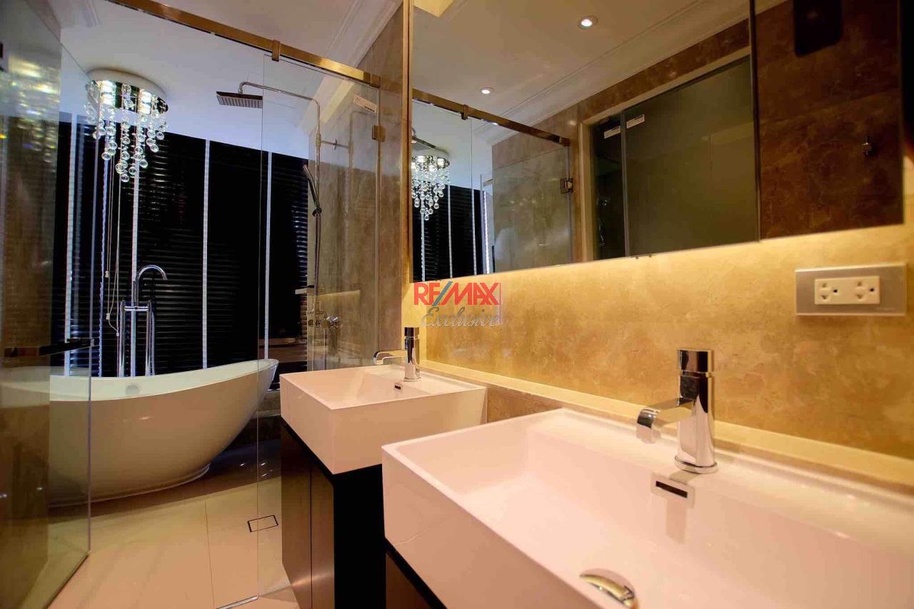 RE/MAX Exclusive Agency's The Lumpini 24 super luxury 3 bedroom for sale with tenant 39,900,000 THB  16