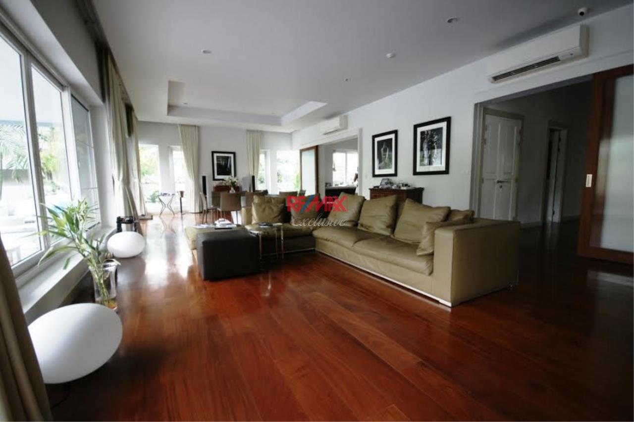RE/MAX Exclusive Agency's Detached House With Private Swimming Pool, 4 Bedrooms 280 Sq wah, For Rent Only 250,000 THB 7