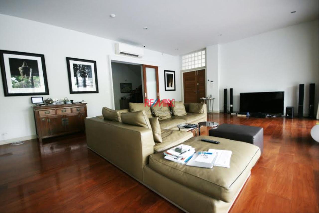 RE/MAX Exclusive Agency's Detached House With Private Swimming Pool, 4 Bedrooms 280 Sq wah, For Rent Only 250,000 THB 6