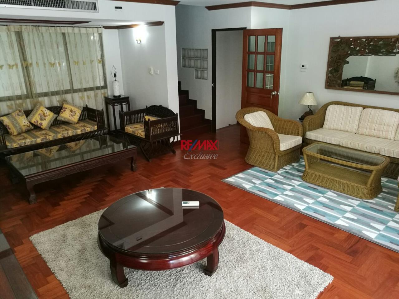 RE/MAX Exclusive Agency's Single house, 400 sqm, 4 +1 bedrooms in Sukhumvit 31/2 for rent 12