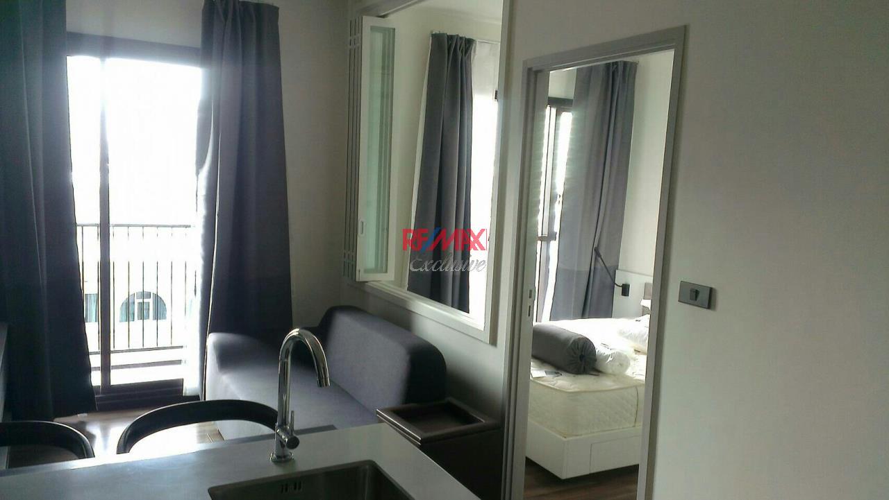 RE/MAX Exclusive Agency's Modern 1 bedroom for rent at Wyne, Suukhumvit 2