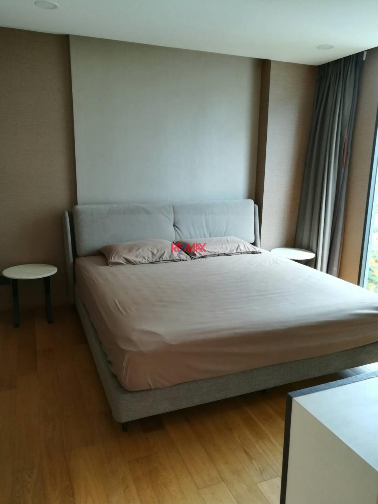 RE/MAX Exclusive Agency's One bedroom condo for sale at Klass Langsuan  5