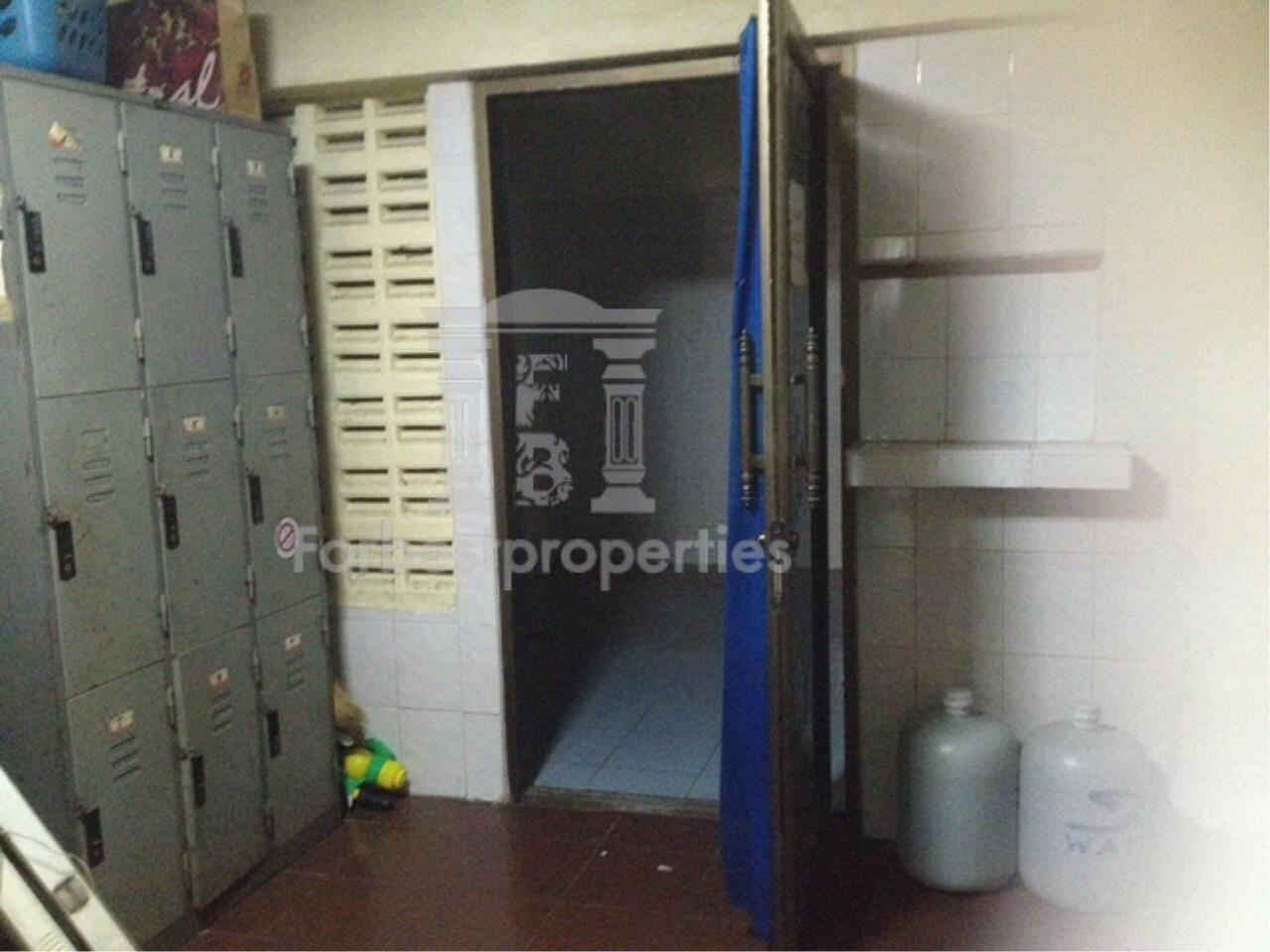 Forbest Properties Agency's 35095 - Rambuttri Road, 4-storey shophouse for sale, area 72 Sq.m. 2