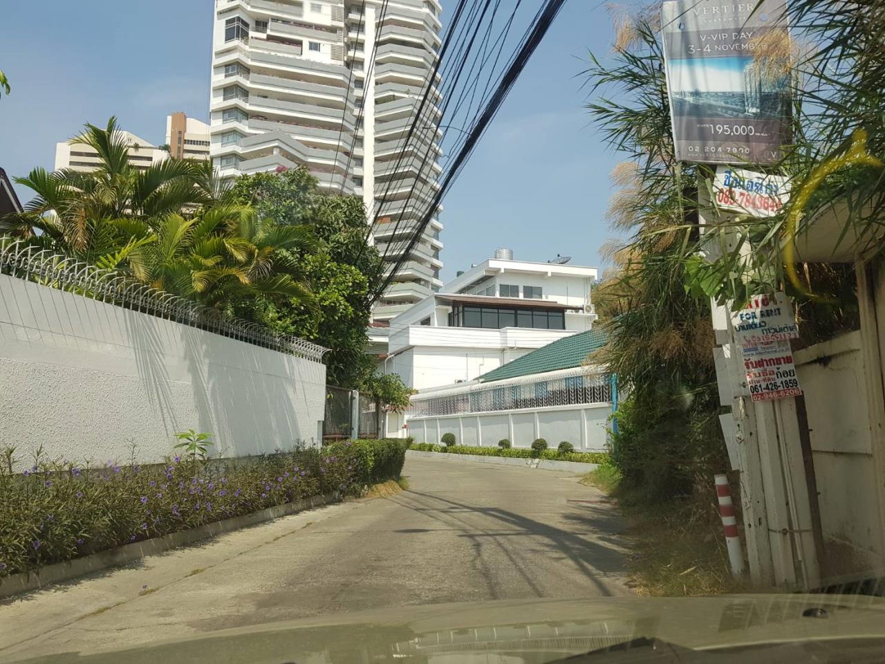 Forbest Properties Agency's 39608 - Land for sale, on Sukhumvit Road, Plot size 271 sq.wa. 1