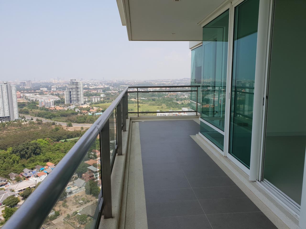Agent - Pattaya Investment Agency's Reflection Jomtien good deal 2 bedroom hight floor  1