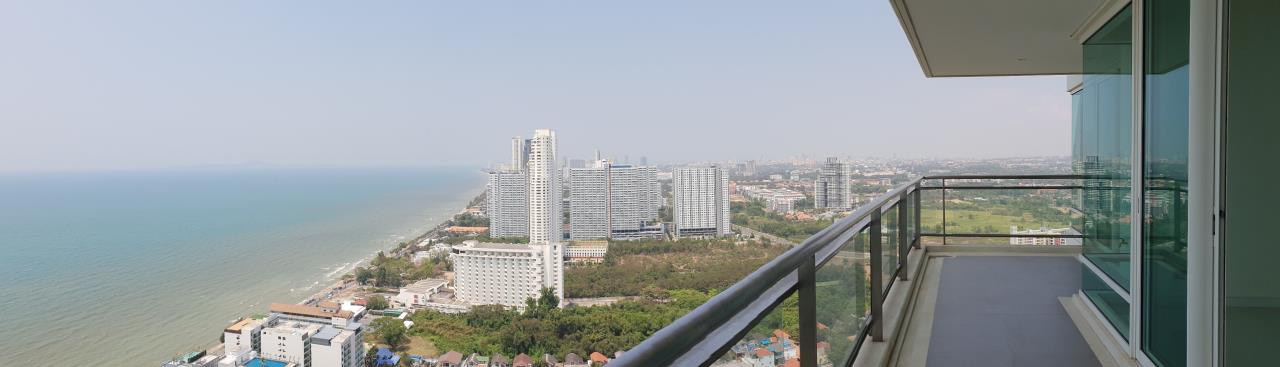 Agent - Pattaya Investment Agency's Reflection Jomtien good deal 2 bedroom hight floor  2