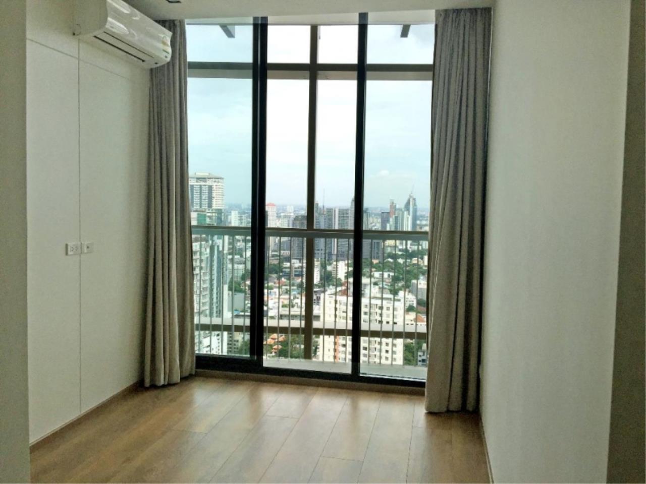 Century21 Skylux Agency's Park 24 / Condo For Rent / 2 Bedroom / 57 SQM / BTS Phrom Phong / Bangkok 9