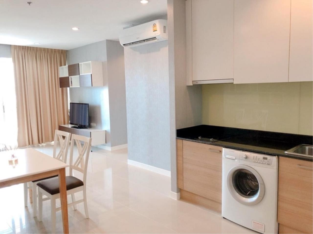 Century21 Skylux Agency's Circle Condominium / Condo For Rent / 2 Bedroom / 75 SQM / MRT Phetchaburi / Bangkok 2
