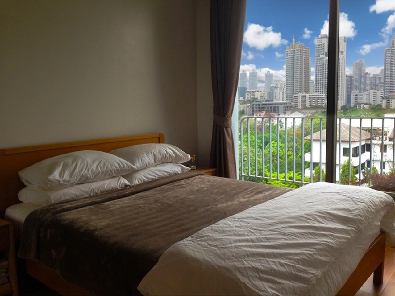 Century21 Skylux Agency's Downtown Forty Nine / Condo For Sale / 1 Bedroom / 48 SQM / BTS Phrom Phong / Bangkok 1