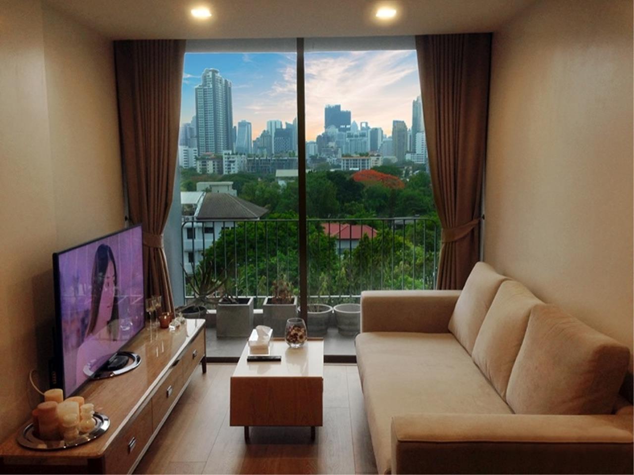 Century21 Skylux Agency's Downtown Forty Nine / Condo For Sale / 1 Bedroom / 48 SQM / BTS Phrom Phong / Bangkok 2