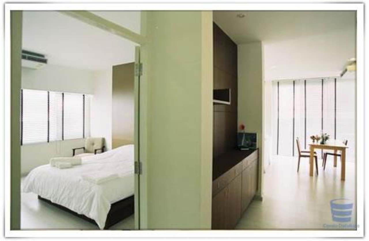 Condo Database Agency's [Property ID: 100-113-26928] 2 Bedrooms 2 Bathrooms Size 100Sqm At The Convento for Rent 60000 THB 6