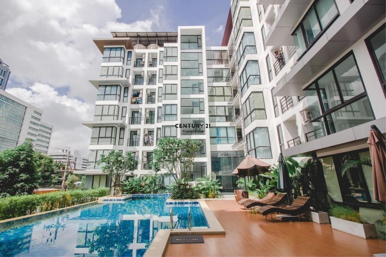 Century21 Property Link Agency's 39-CC-61449 Chateau In Town Sukhumvit 62/1 Room For Sale 1 Bedroom Sukhumvit Road Nearby Bang Chak BTS Sale price 3.65 MB.   9