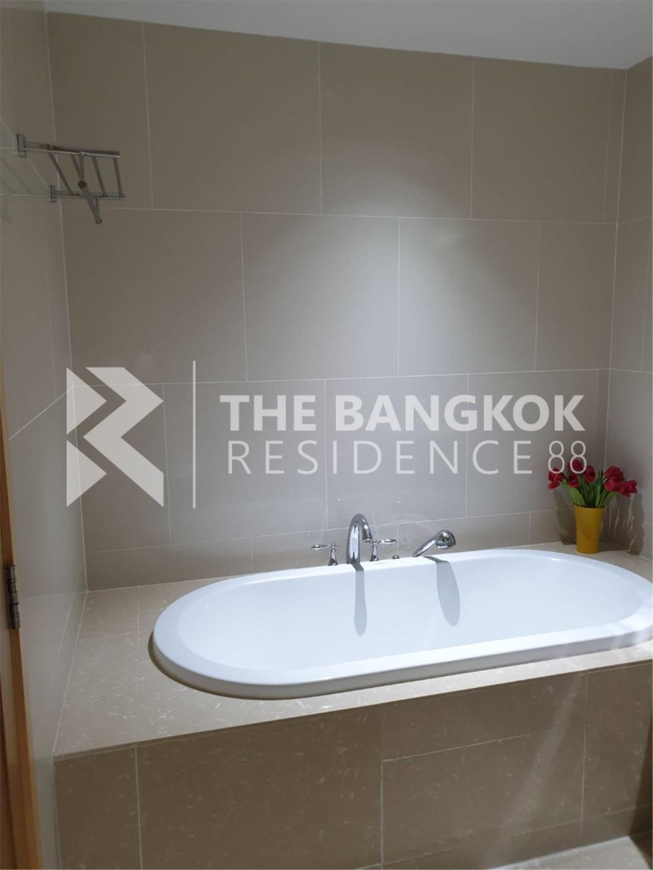 THE BANGKOK RESIDENCE Agency's The Empire Place BTS Chong Nonsi 1 Bed 1 Bath | C2009210348 1