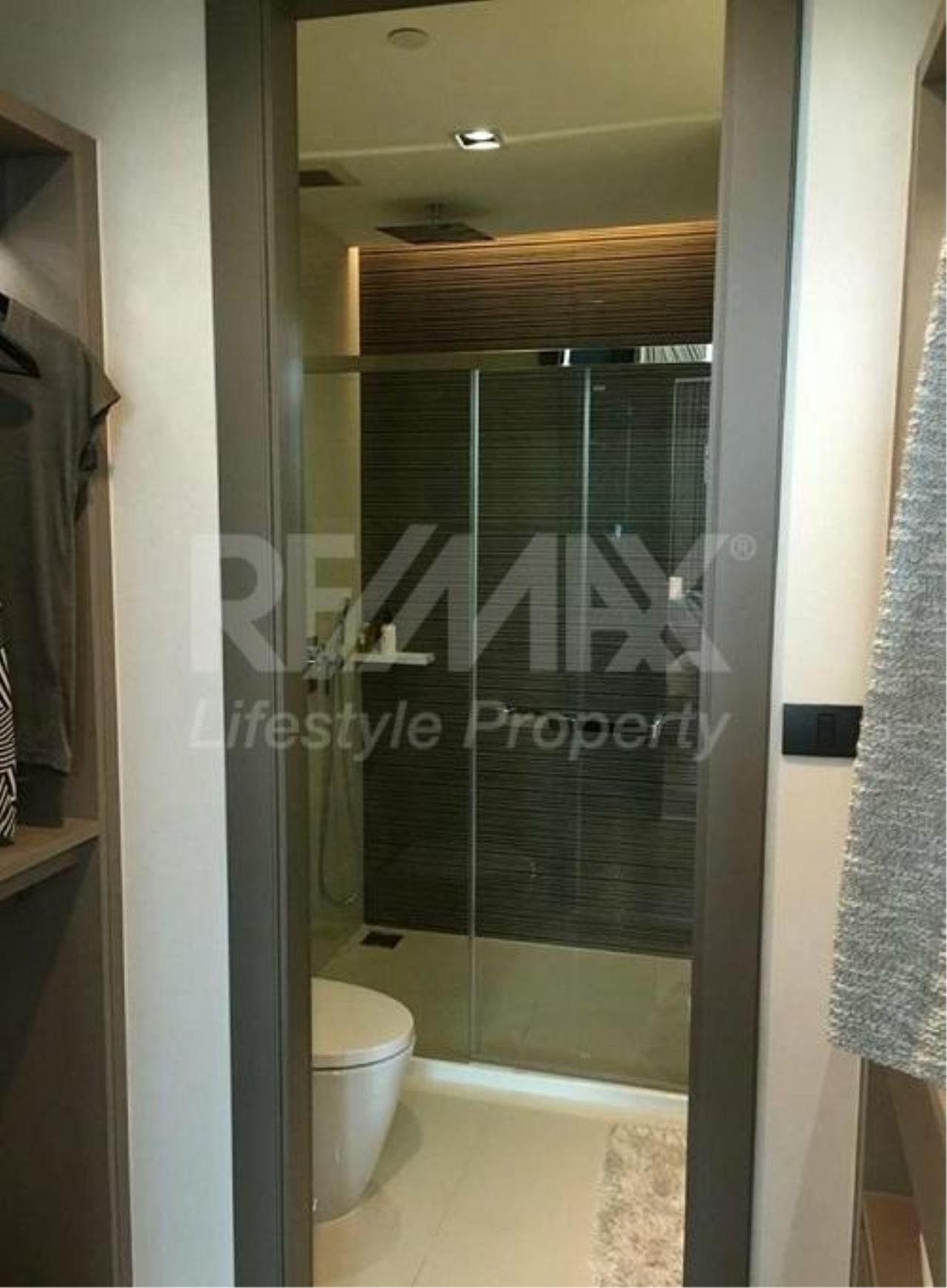 RE/MAX LifeStyle Property Agency's The Room Charoenkrung 30 7
