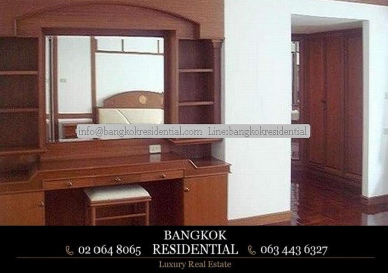Bangkok Residential Agency's 3 Bed Apartment For Rent in Nana BR0218AP 10