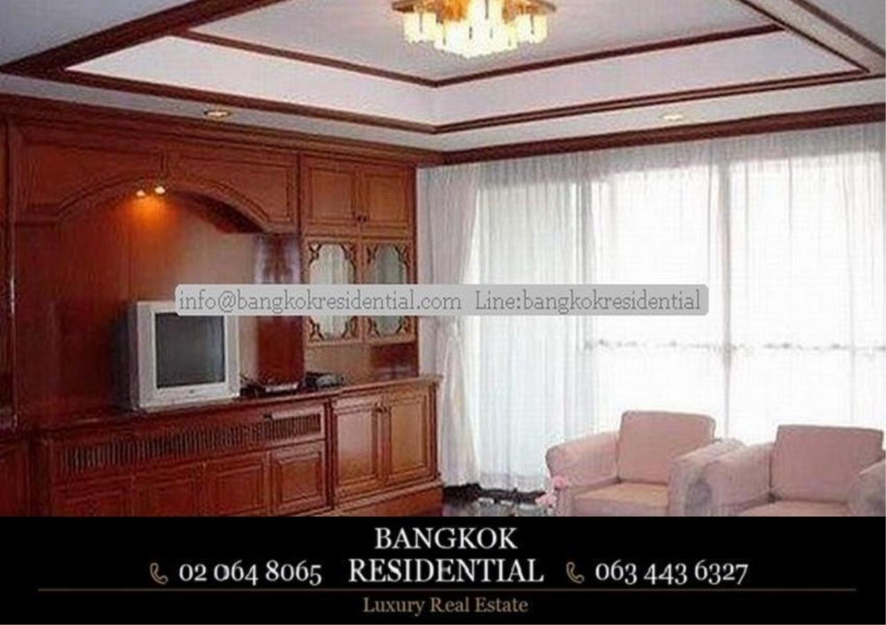 Bangkok Residential Agency's 3 Bed Apartment For Rent in Nana BR0218AP 11