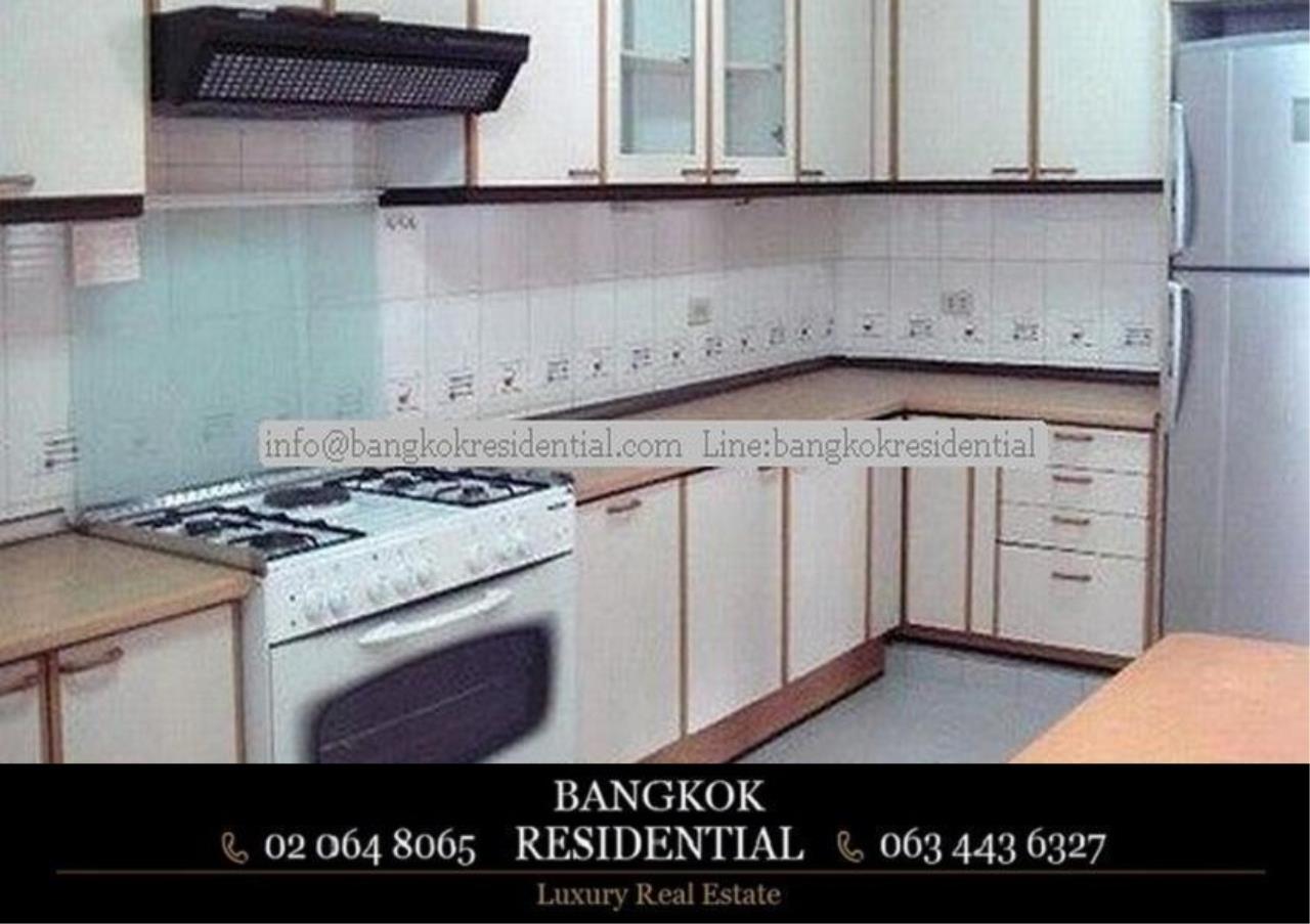 Bangkok Residential Agency's 3 Bed Apartment For Rent in Nana BR0218AP 12