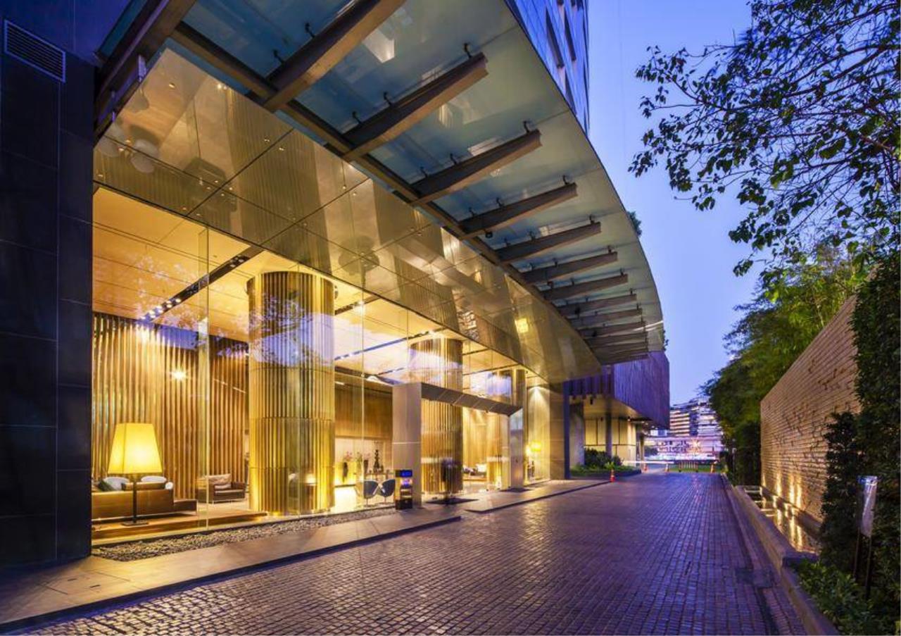 Bangkok Residential Agency's 2 Bed Condo For Rent Near Riverside BR1057CD 7