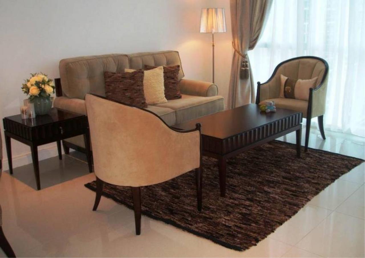 Bangkok Residential Agency's 2 Bed Condo For Rent in Phloenchit BR4319CD 1