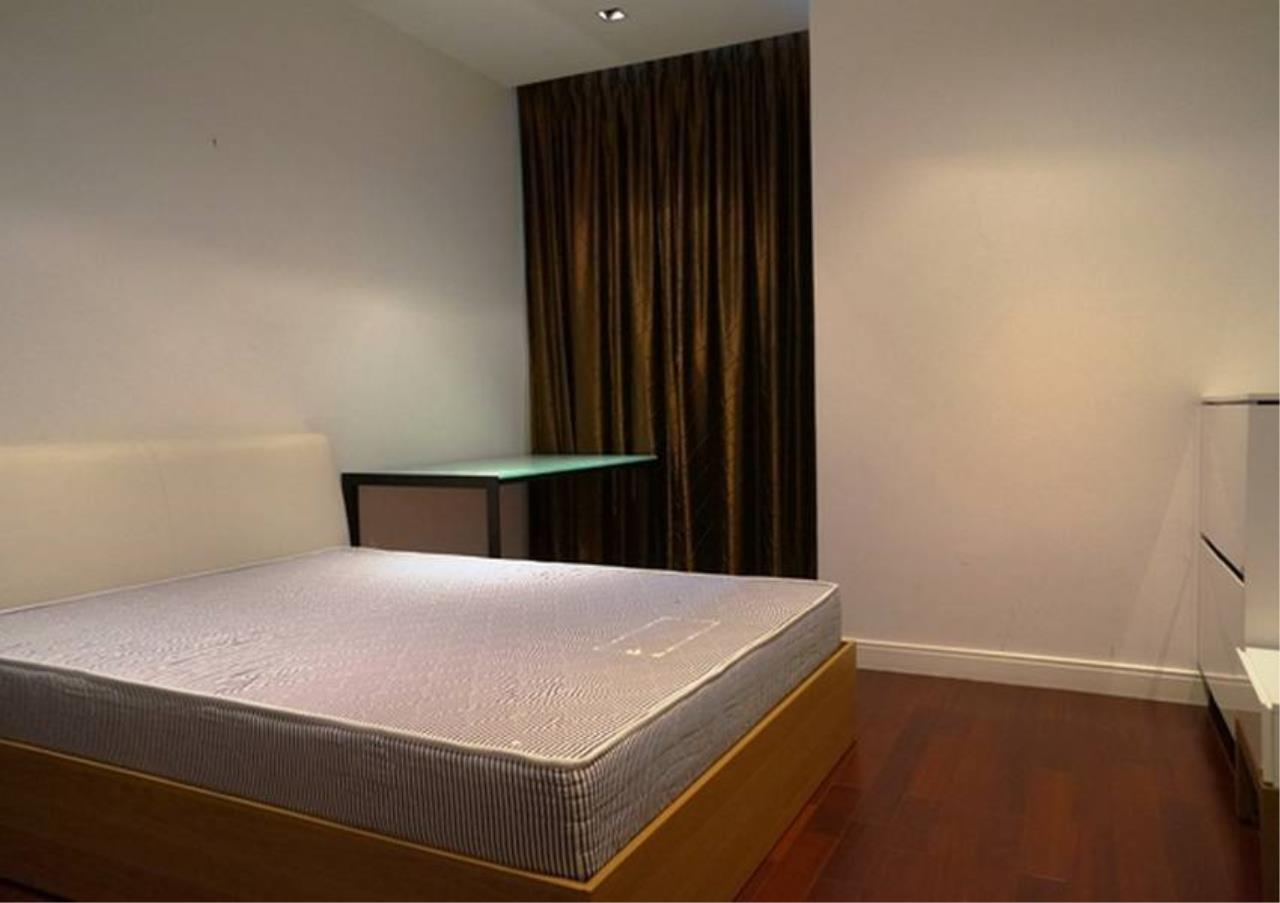 Bangkok Residential Agency's 4 Bed Condo For Rent in Phloenchit BR5119CD 6