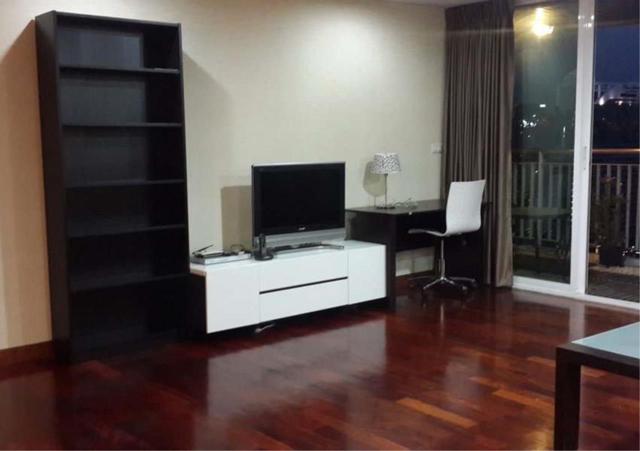Bangkok Residential Agency's 3 Bed Condo For Rent in Chidlom BR5720CD 3