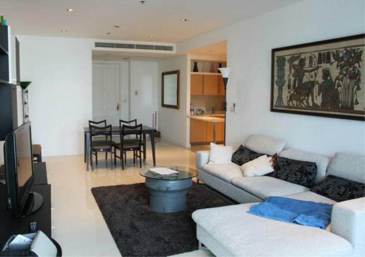 Bangkok Residential Agency's 2 Bed Condo For Rent in Phloenchit BR5795CD 1