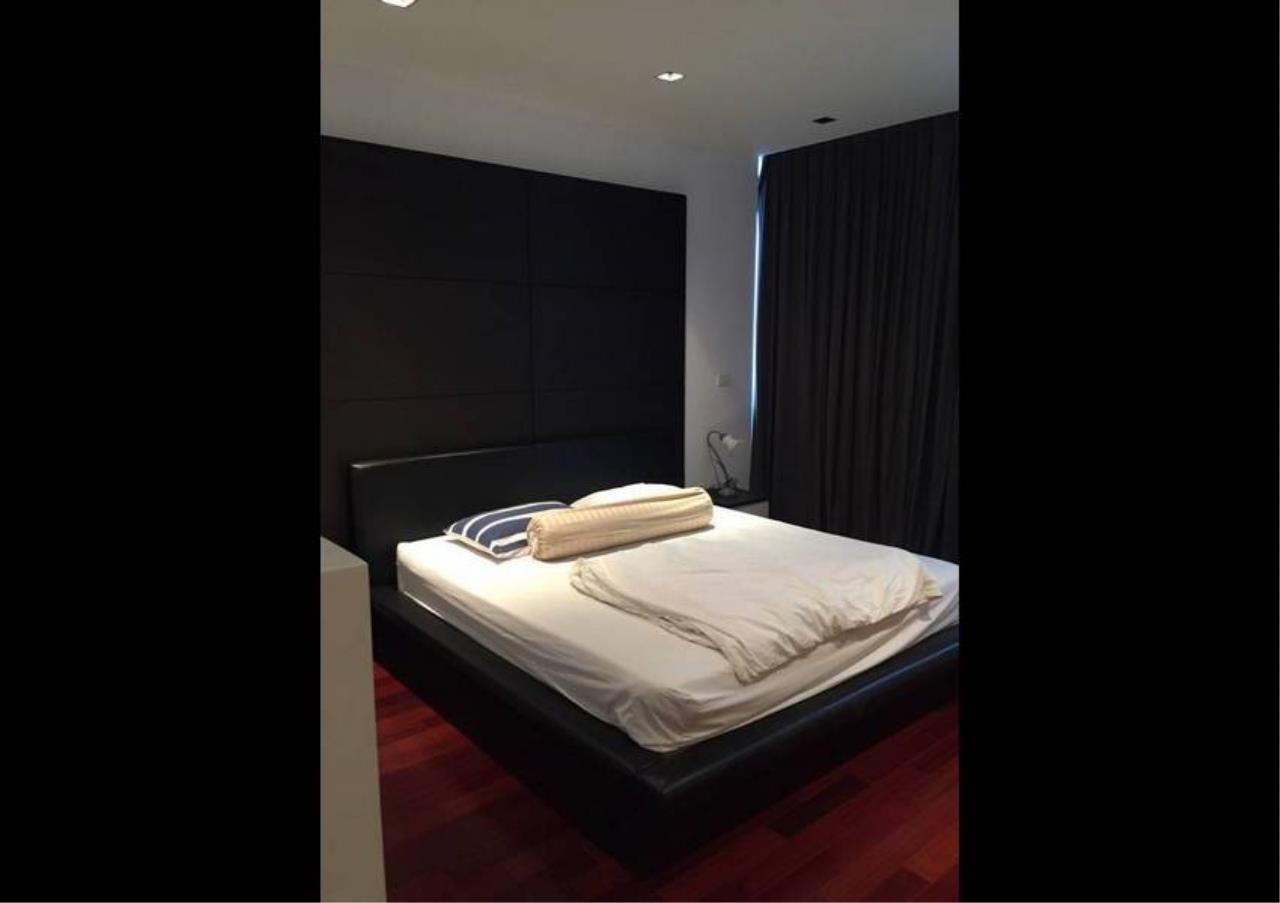 Bangkok Residential Agency's 2 Bed Condo For Rent in Phloenchit BR5795CD 3