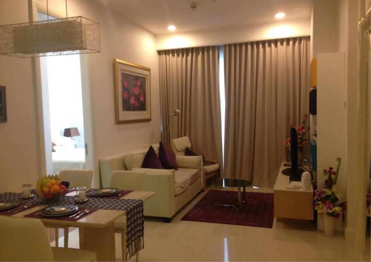 Bangkok Residential Agency's 2 Bed Condo For Rent in Chidlom BR5895CD 2