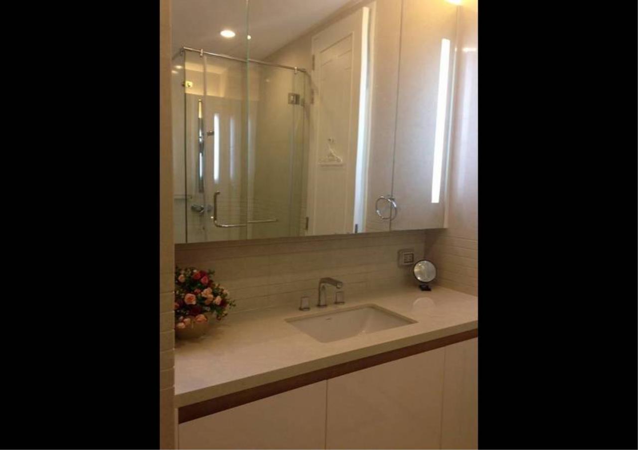 Bangkok Residential Agency's 2 Bed Condo For Rent in Chidlom BR5895CD 7