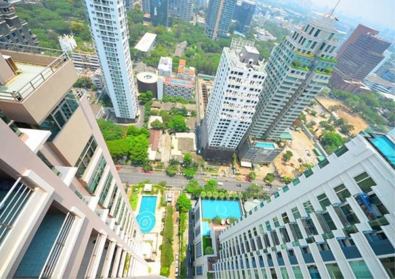 Bangkok Residential Agency's 2 Bed Condo For Rent in Chidlom BR6061CD 4