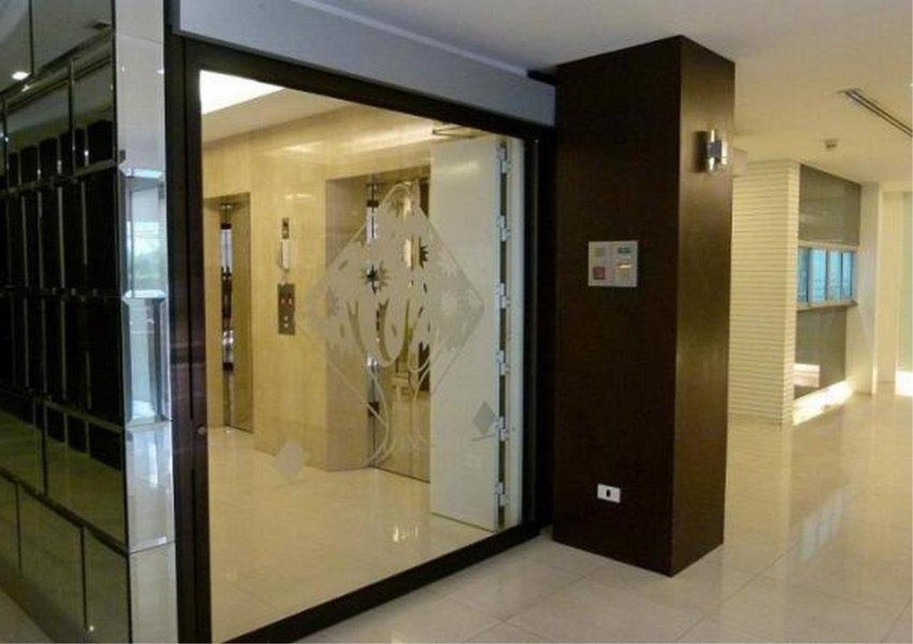 Bangkok Residential Agency's 2 Bed Condo For Rent in Phrom Phong BR6430CD 4