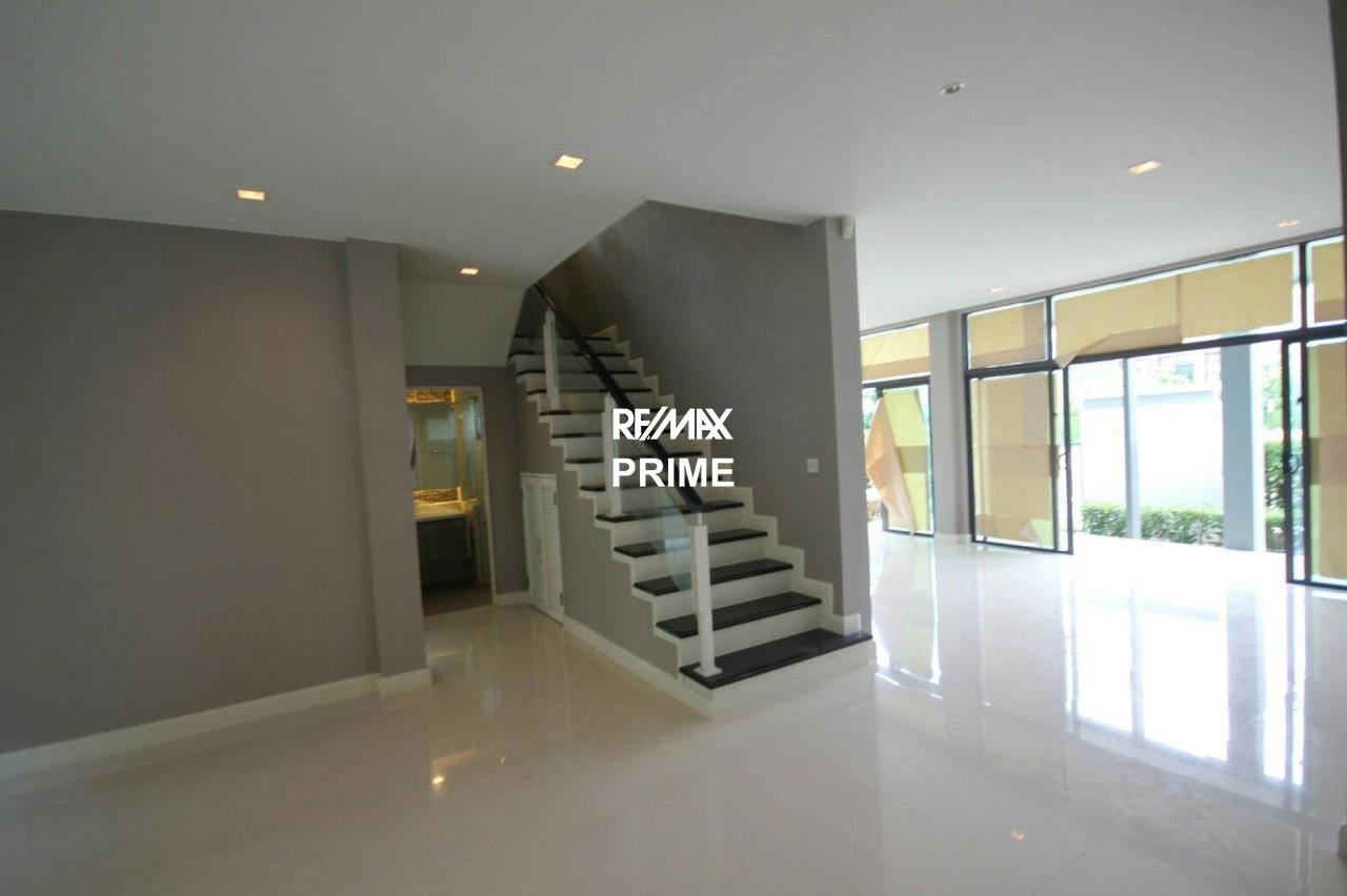 RE/MAX PRIME Agency's House for Sale Setthasiri Srinakarin - Rama 9   10