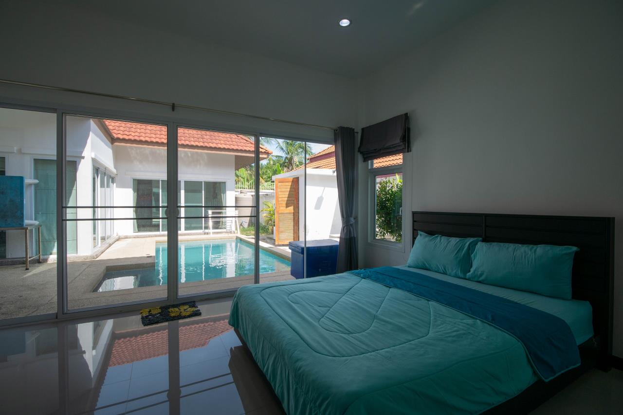 Thai Property Investor Agency's Your Dream Vacation Home! Valuable Investment!! 3BR 4BA 100 Sq.W The Legacy Huahin Pool Villa for SALE, Just 10 mins from Hua Hin Beach!! 5