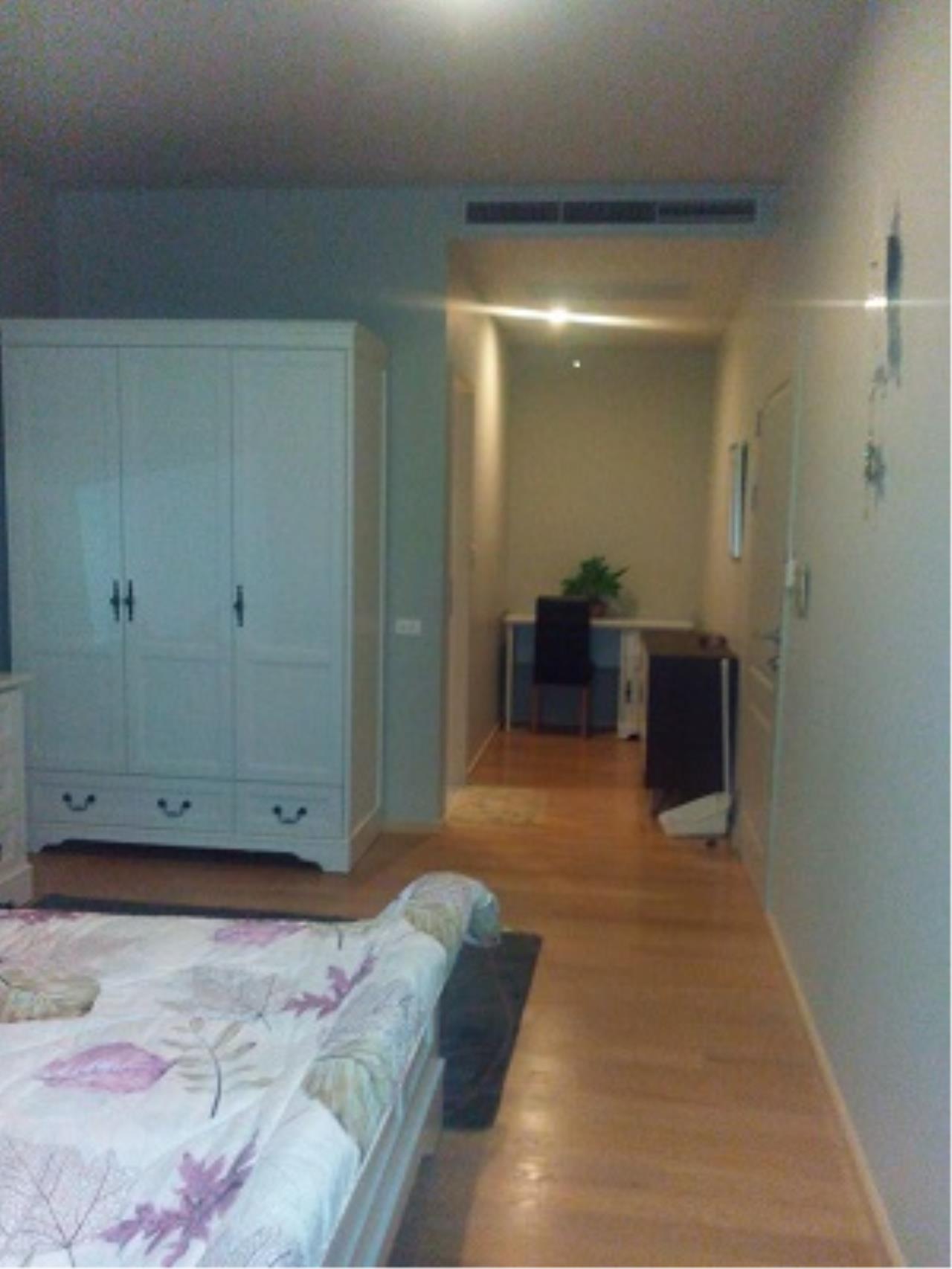BKK Condos Agency's One bedroom condo for rent at Noble Refine  1