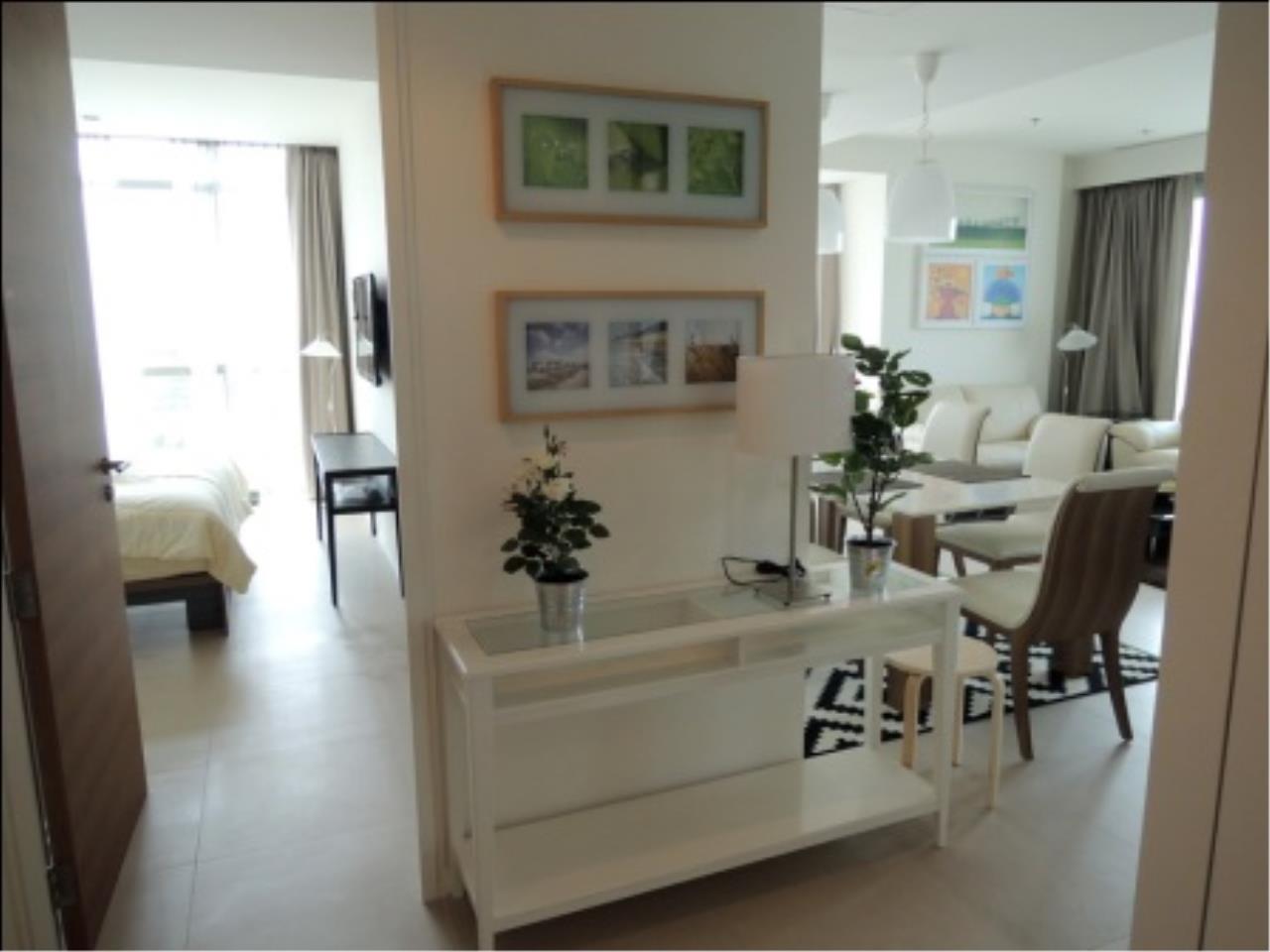 BKK Condos Agency's Beautiful Two bedroom condo for rent at The River 7