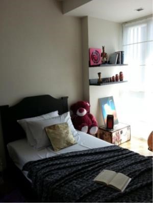 BKK Condos Agency's 2 bedroom condo for rent at Via 31  2