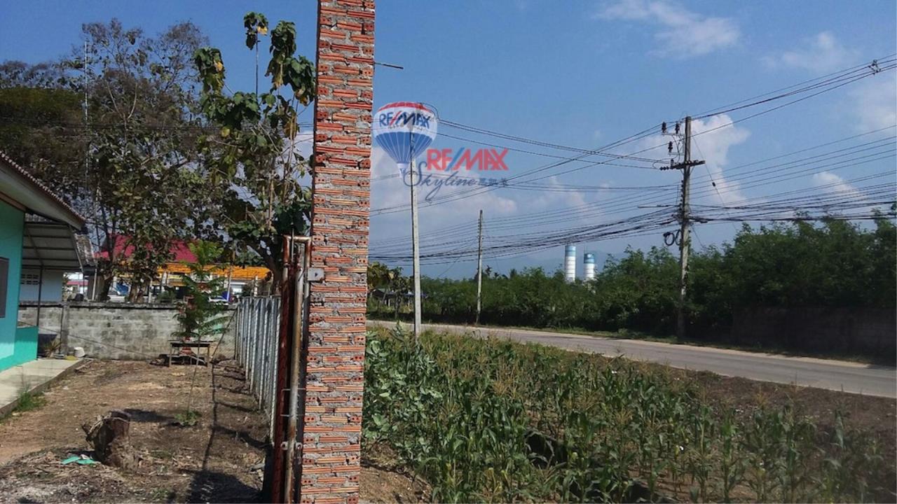 RE/MAX Skyline Agency's Land for sale  3