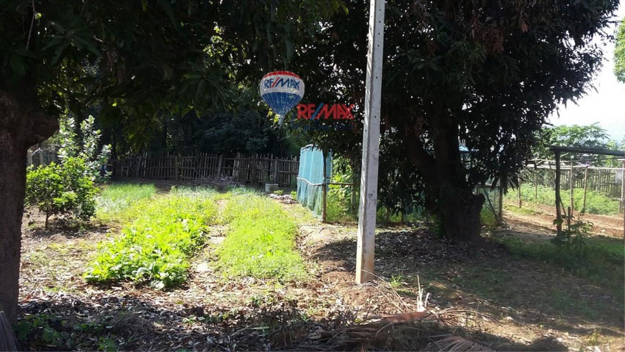 RE/MAX Skyline Agency's Land for sale  4