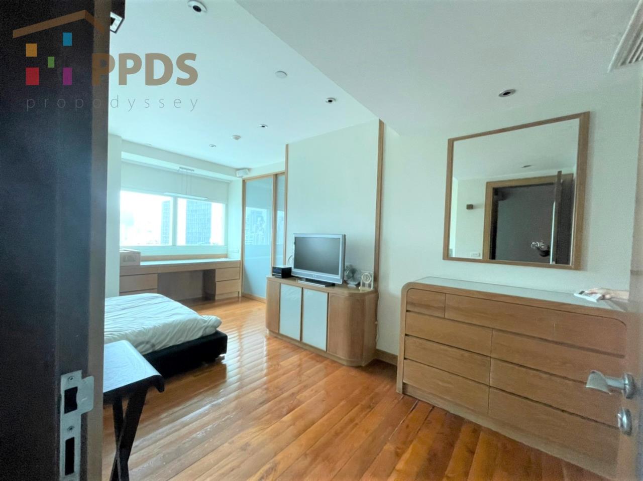Propodyssey Agency's 3 Beds for rent at Le Raffine Sukhumvit 31 with Private pool  14