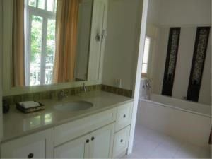 RE/MAX Town & Country Property Agency's Boutique town house in South Pattaya. 12