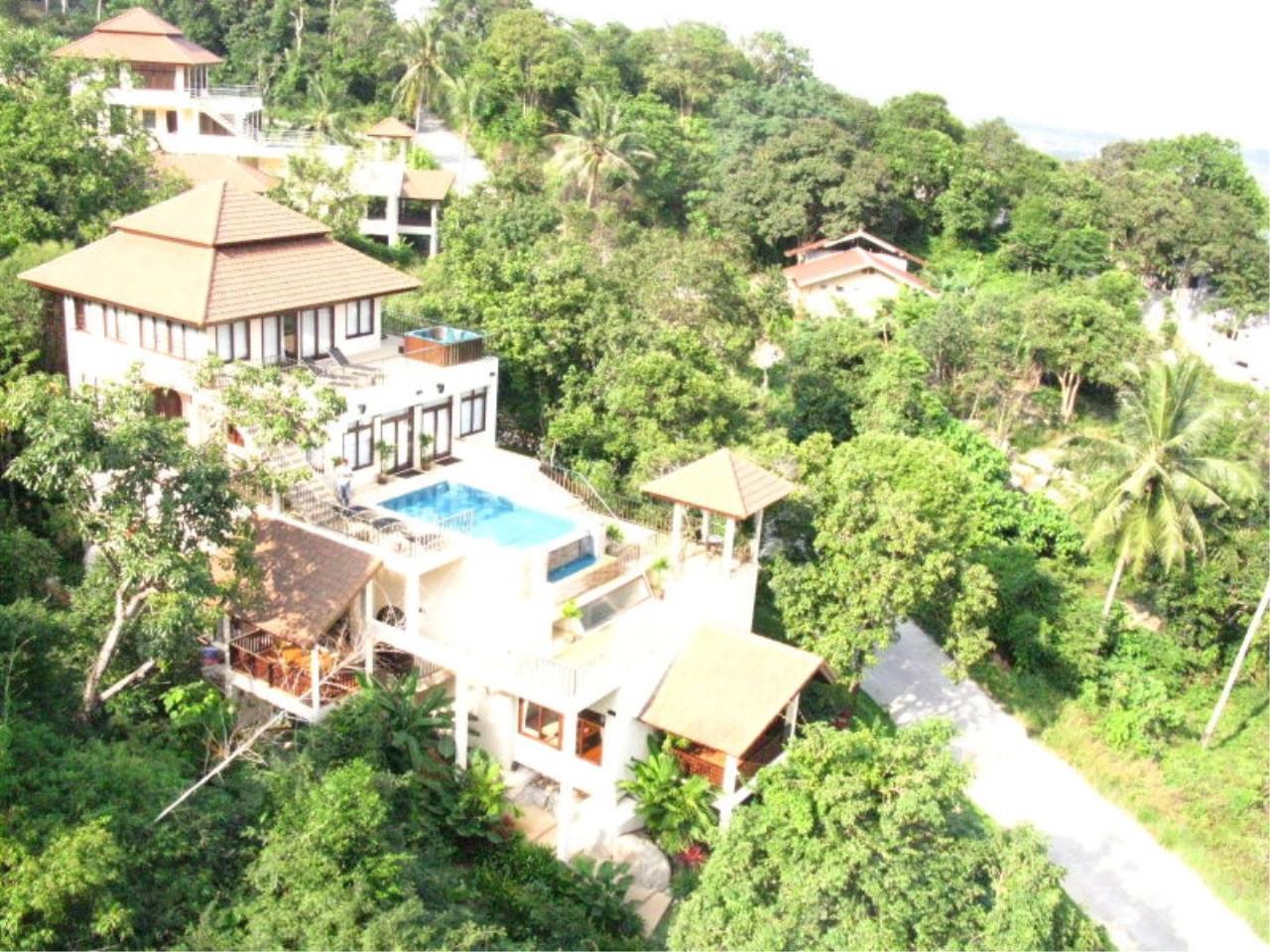 RE/MAX Island Real Estate Agency's Sea view villa in Chaweng Hills with home cinema 18